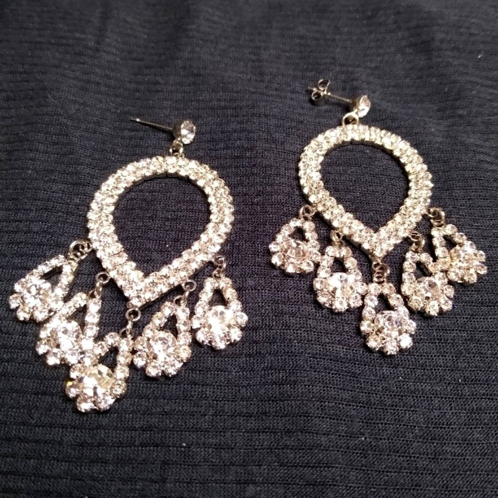 White Australian Crystal Silver Tone Earrings.